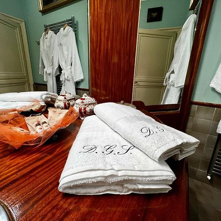 Donna Guia Suite Palermo Buitenkant foto