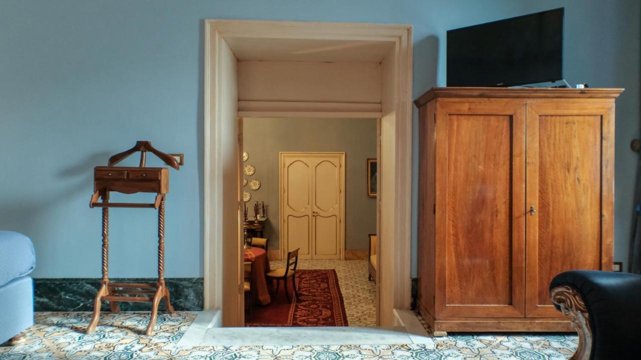 Donna Guia Suite Palermo Buitenkant foto
