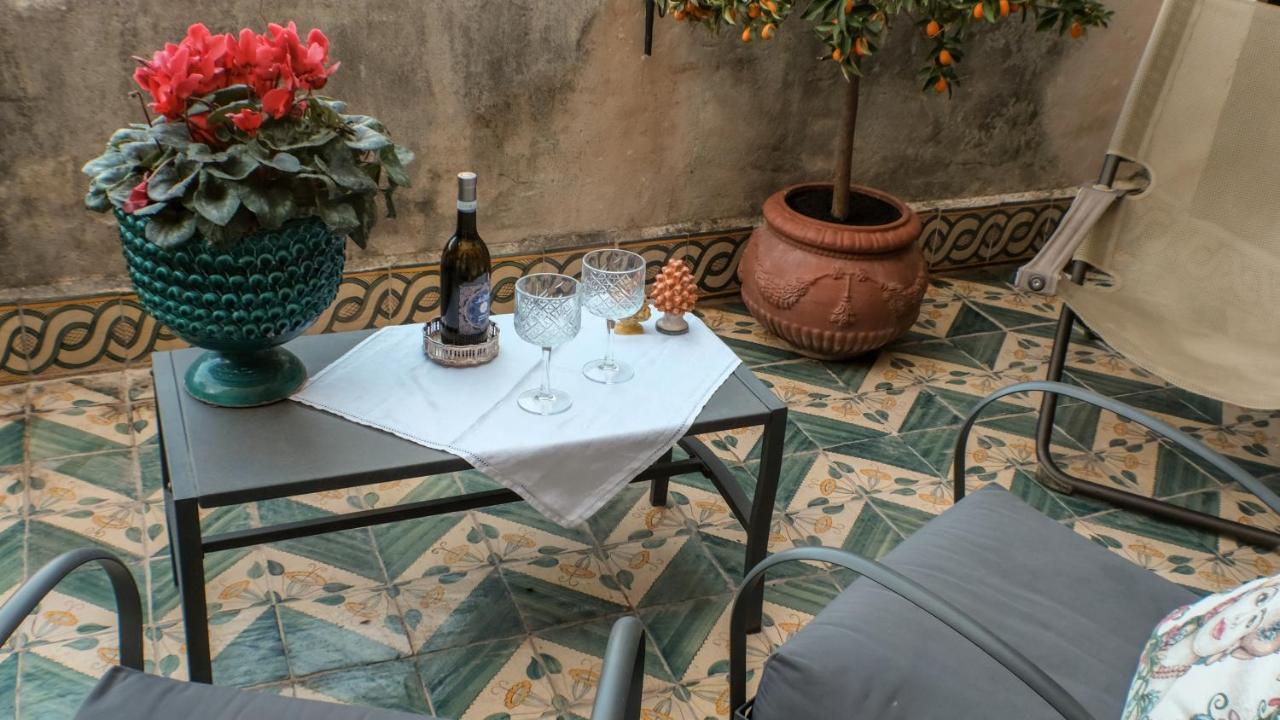 Donna Guia Suite Palermo Buitenkant foto
