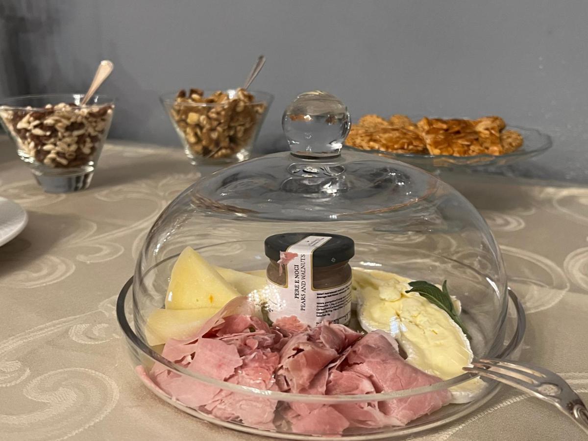 Donna Guia Suite Palermo Buitenkant foto