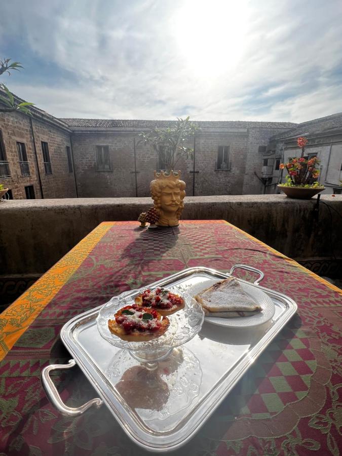 Donna Guia Suite Palermo Buitenkant foto