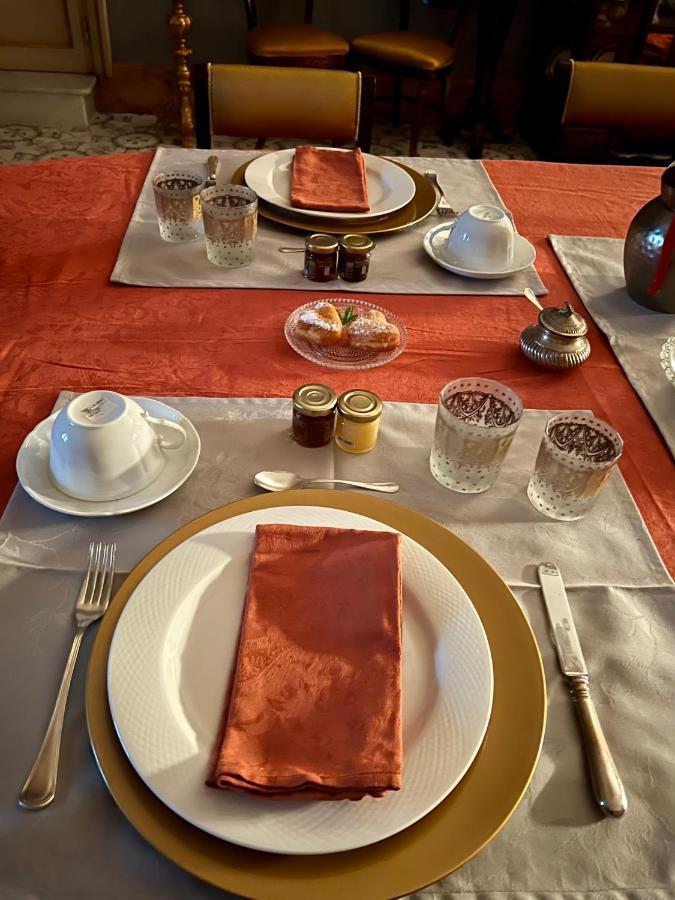 Donna Guia Suite Palermo Buitenkant foto