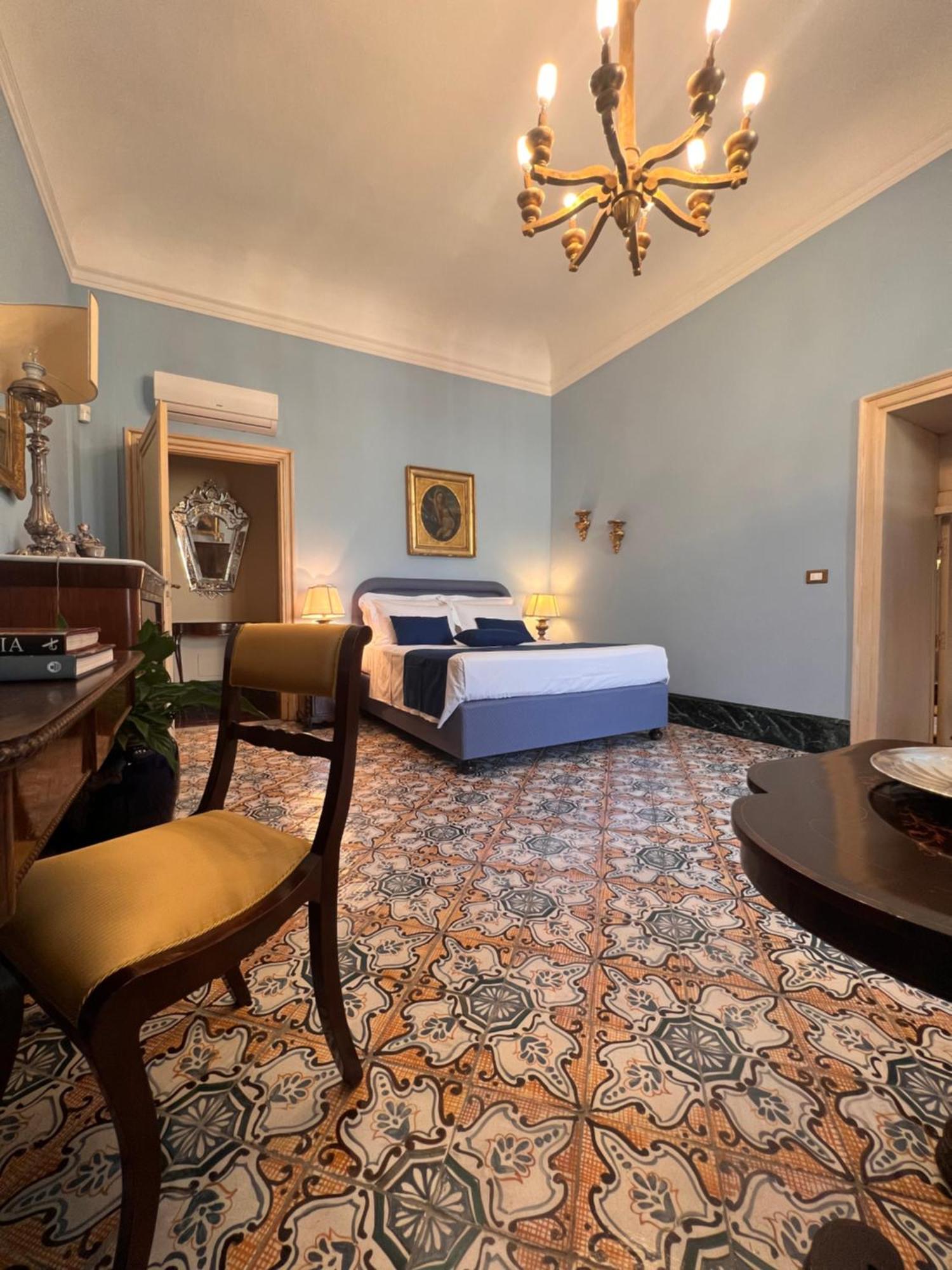 Donna Guia Suite Palermo Buitenkant foto